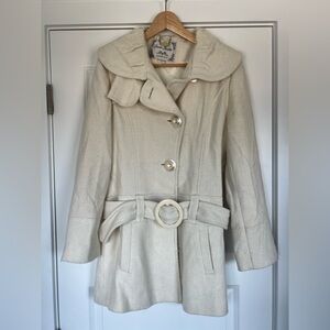 GUESS Cream Textured Belted Trench Coat